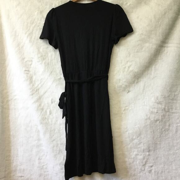 GAP Factory Black Short Sleeve Wrap Dress - Picture 8 of 16